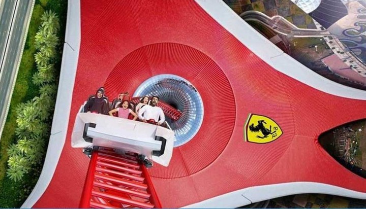 Ferrari World Abu Dhabi สวนสนุกอันดับต้นๆของโลก